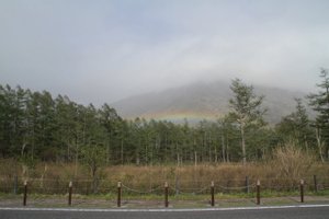 110530_low_rainbow