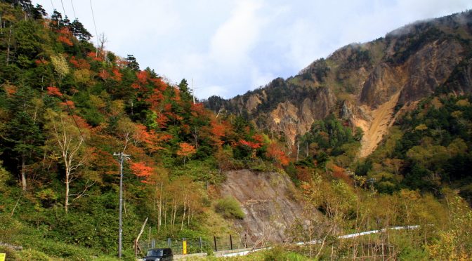 奥日光の紅葉_見頃　金精峠